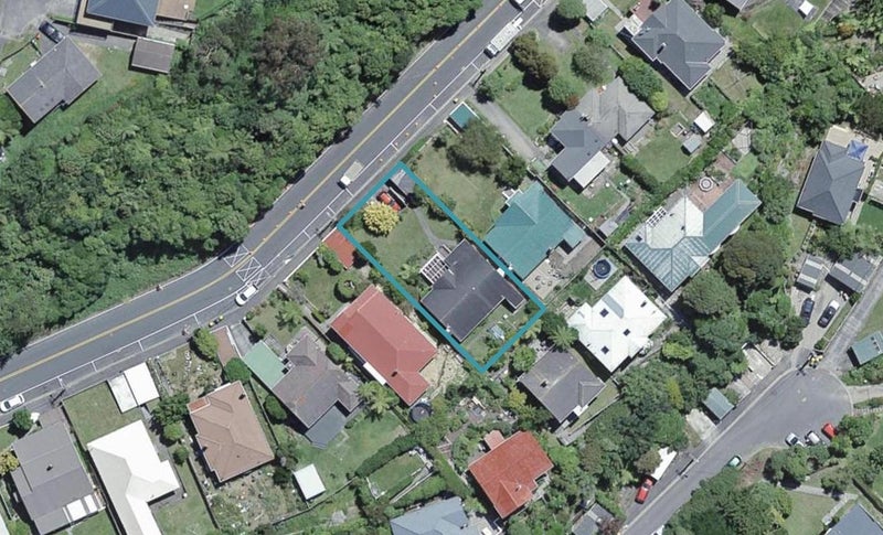 30 Sunshine Avenue, Karori, Wellington - Carousel 1