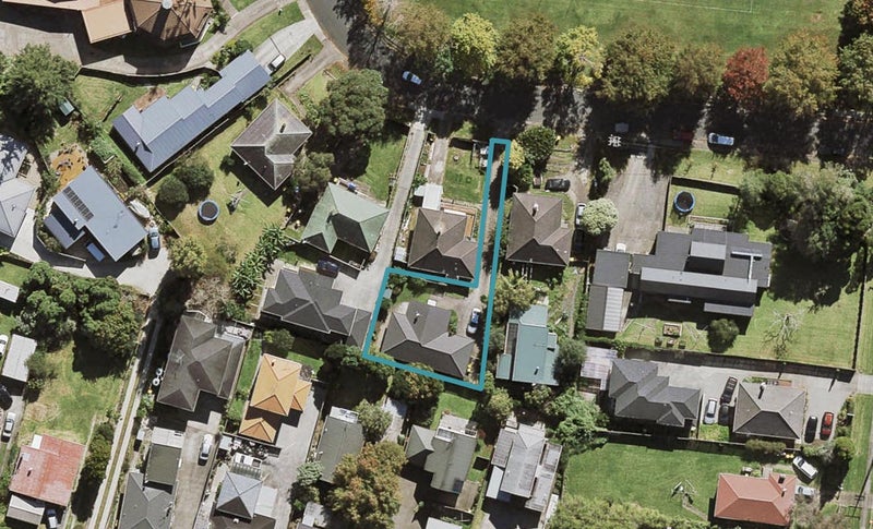 8A Greenslade Crescent, Northcote, Auckland - Carousel 1