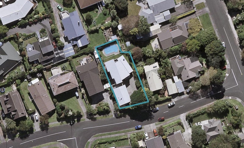 99 Dorset Avenue, Lynmouth, New Plymouth - Carousel 1