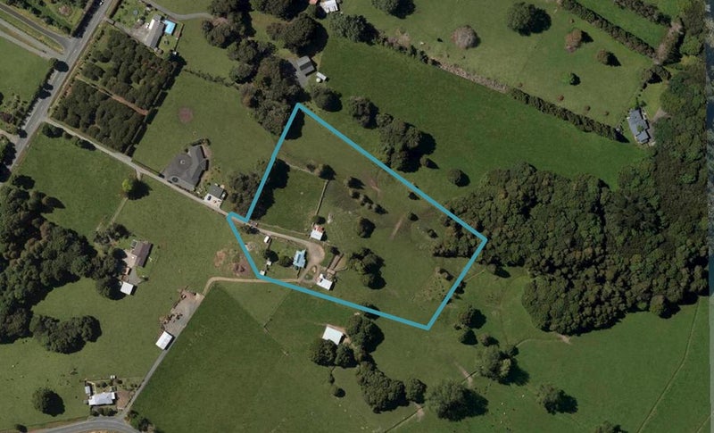 220A Ngunguru Road, Whangarei - Carousel 1