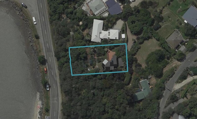 432 Marine Drive, Charteris Bay, Governors Bay - Carousel 1