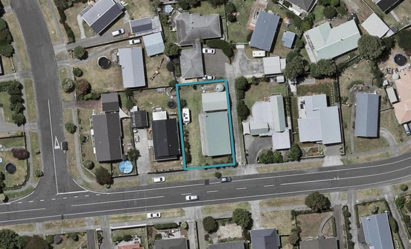 15 Rutherford Drive, Waikanae Beach, Waikanae - Carousel 1