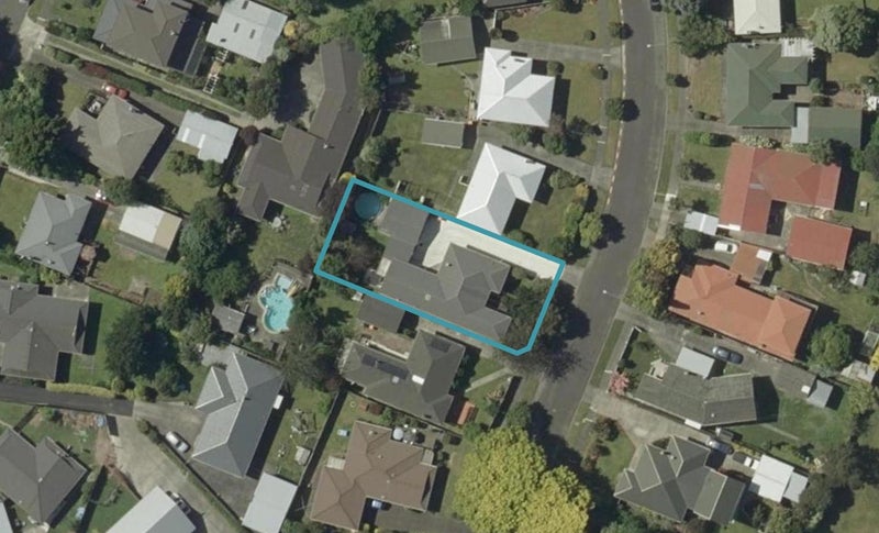 30 Waterloo Crescent, Hokowhitu, Palmerston North - Carousel 1