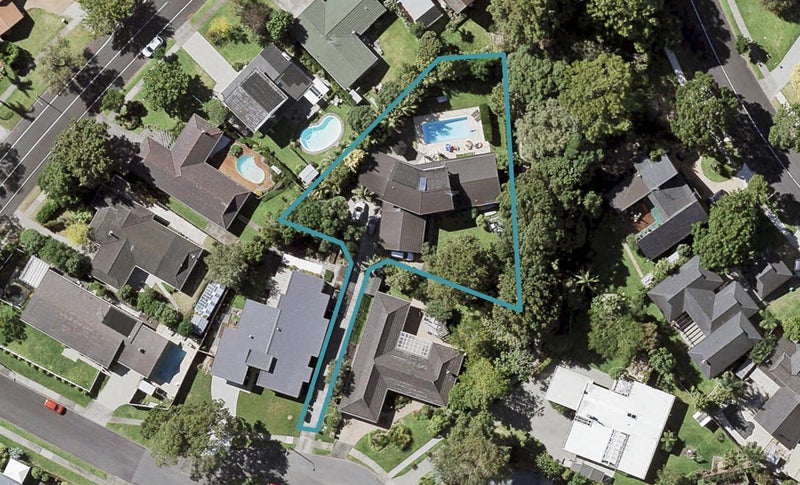 6 Holly Way, Sunnyhills, Auckland - Carousel 1