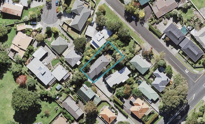 161A Titirangi Road, New Lynn, Auckland - Carousel 1