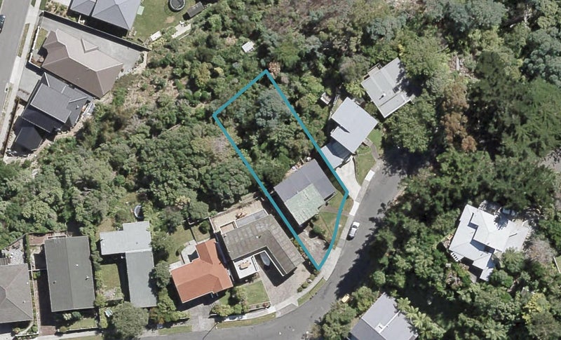 17 Summit Road, Fairfield, Lower Hutt - Carousel 1