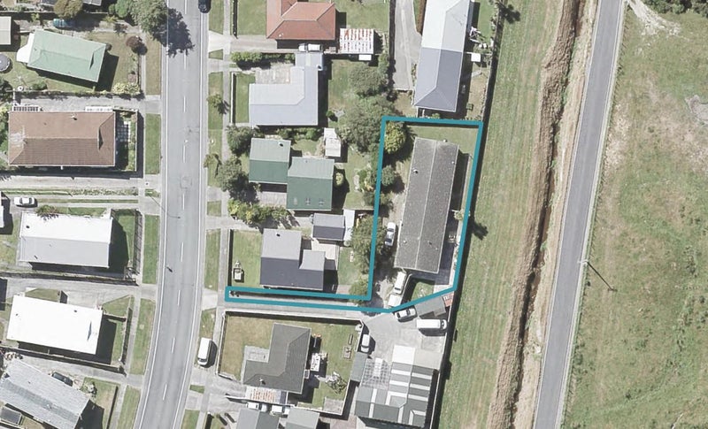 2/294 Wellington Road, Wainuiomata, Lower Hutt - Carousel 1