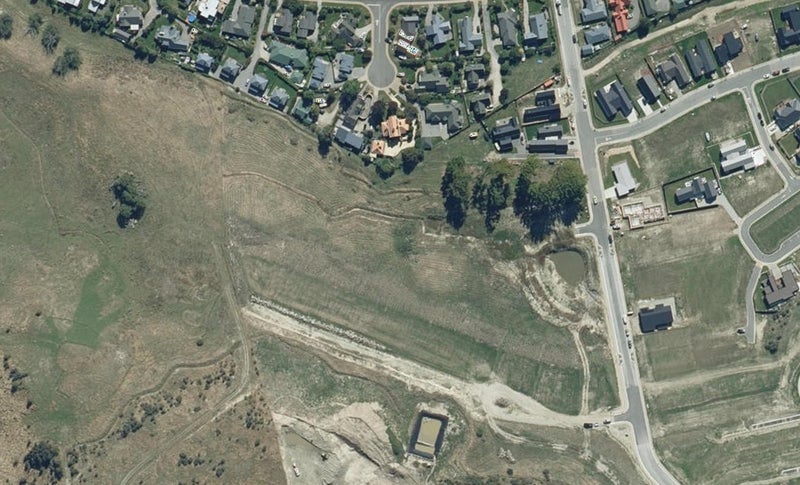 11 Serpentine Street, Wanaka, Wānaka - Carousel 1
