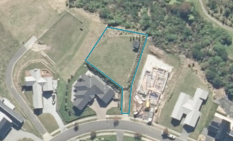 14 Peregrine Place, Kinloch, Taupō - Carousel 1