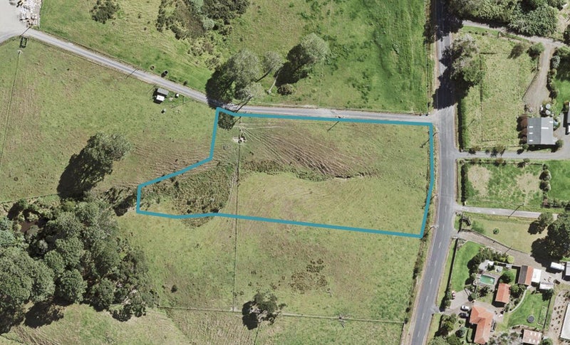 96 Amreins Road, Waitākere, Auckland - Carousel 1