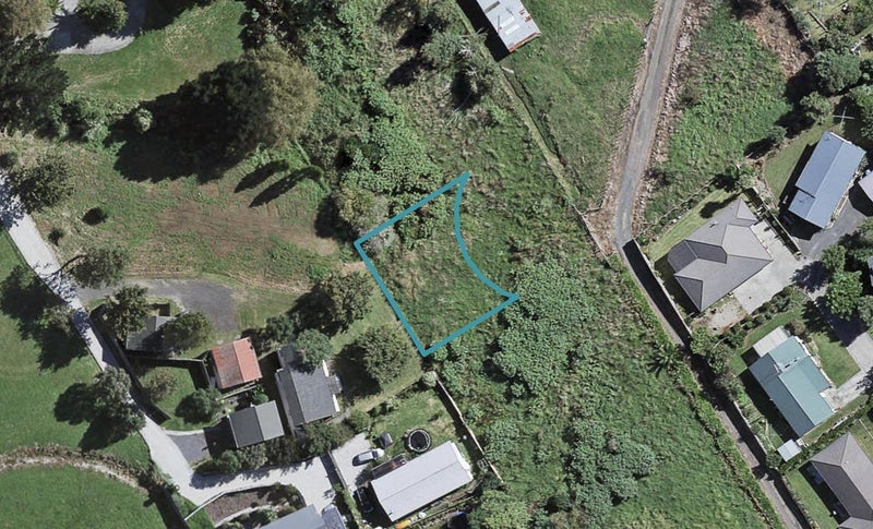 93 Hamilton Drive, Waiuku, Waiuku - Carousel 1