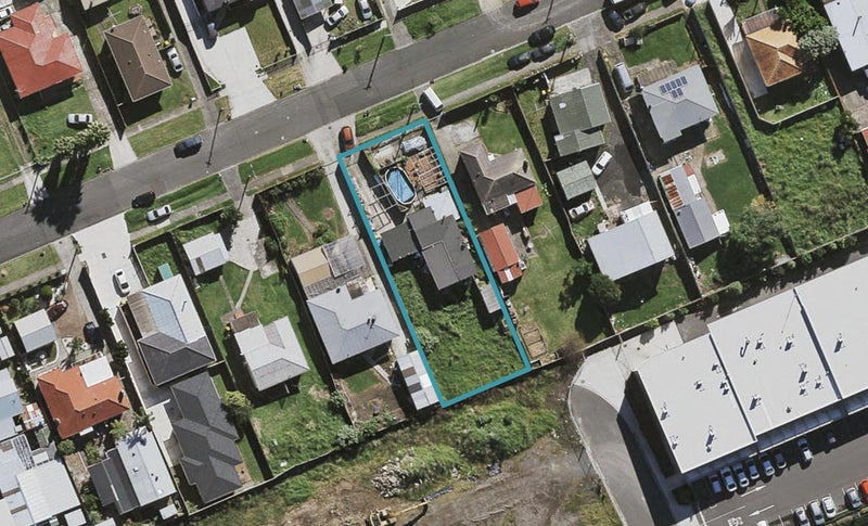 11 Atkinson Avenue, Papatoetoe, Auckland - Carousel 1