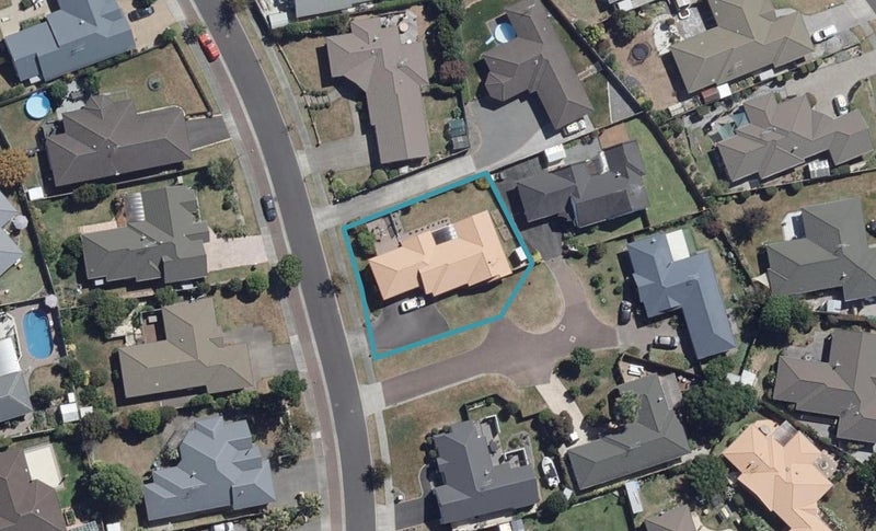 12 Drumfearn Place, Rototuna, Hamilton - Carousel 1