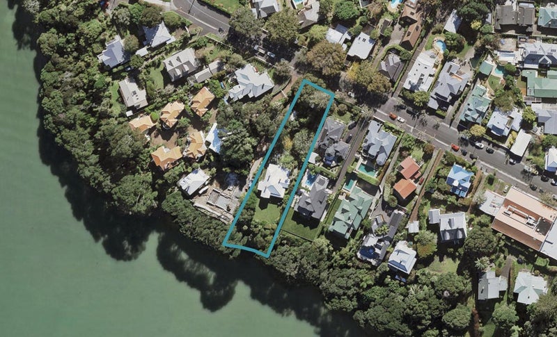 24 Clarence Road, Northcote Point, Auckland - Carousel 1