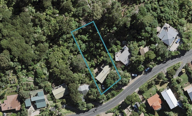 20 Hauraki Road, Oneroa, Waiheke Island - Carousel 1