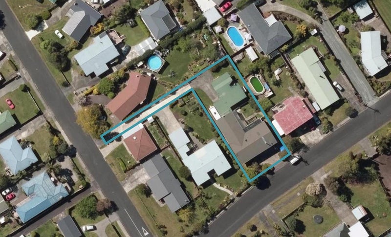 11 Takahe Street, Tikipunga, Whangarei - Carousel 1