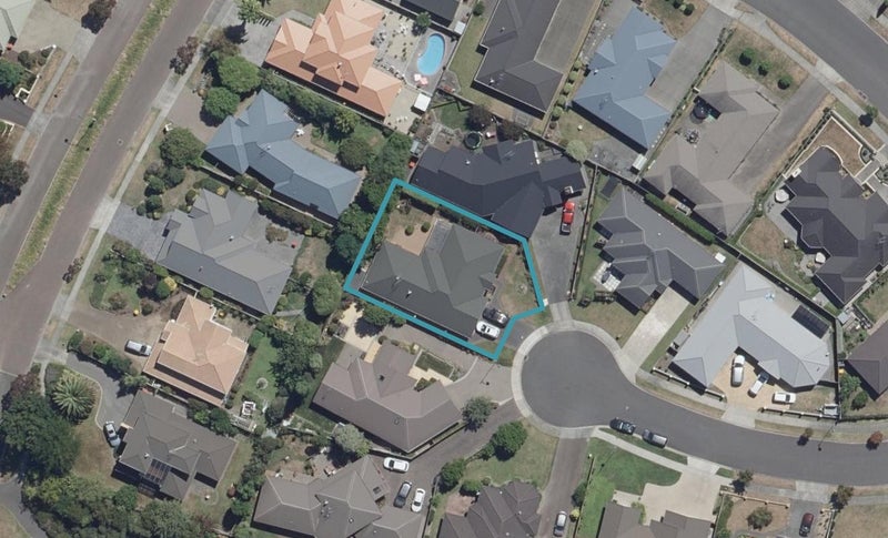 10 Vermont Court, Huntington, Hamilton - Carousel 1
