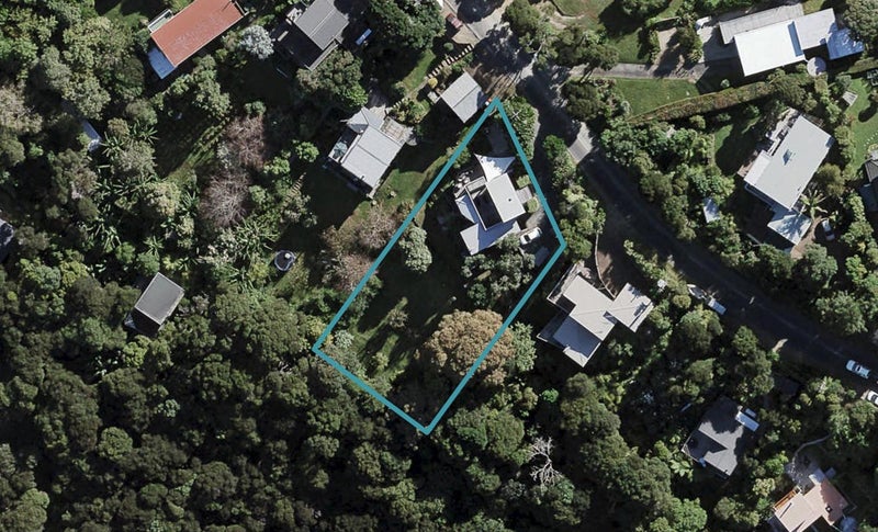 46 Coromandel Road, Oneroa, Waiheke Island - Carousel 1