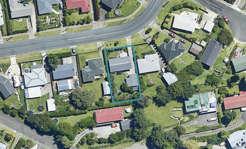 73 Kingswood Road, Brookfield, Tauranga - Carousel 1