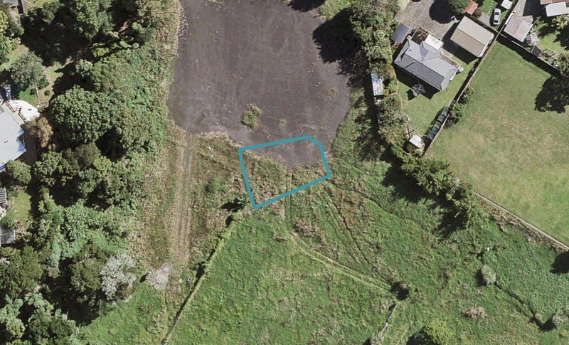 18 Furlough Road, Ōpaheke, Papakura - Carousel 1