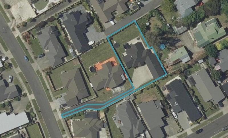 2 Galea Grove, Kelvin Grove, Palmerston North - Carousel 1