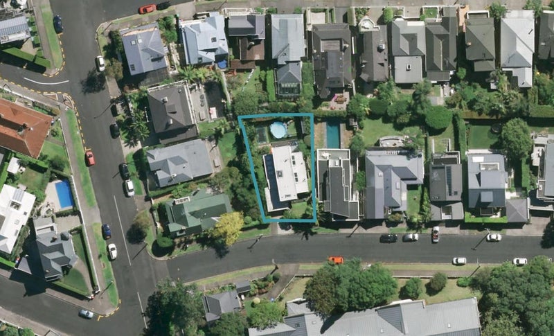 17 Saint Francis De Sales Street, Saint Marys Bay, Auckland - Carousel 1
