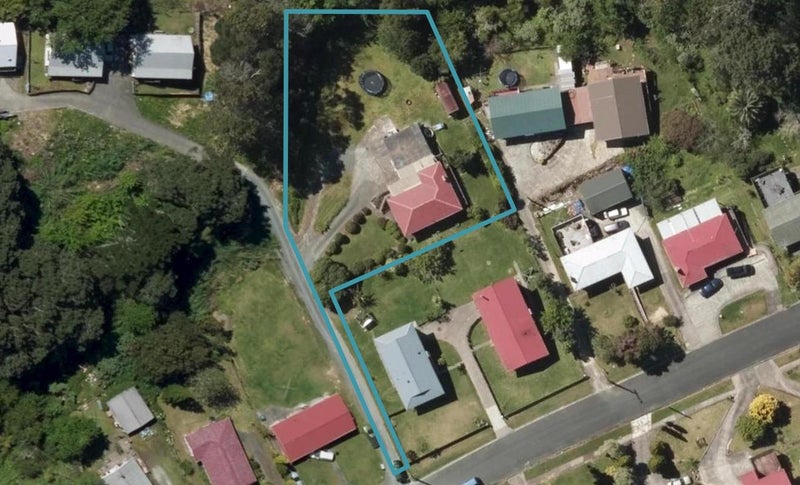 42 Raewyn Street, Morningside, Whangārei - Carousel 1