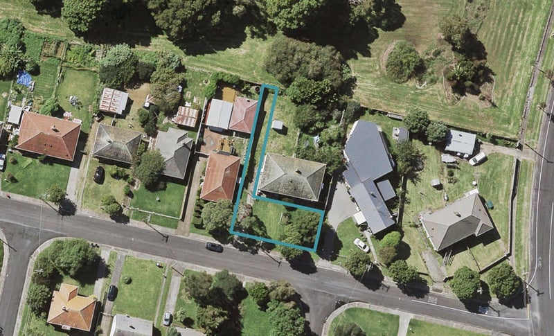 17A Tobruk Road, Panmure, Auckland - Carousel 1