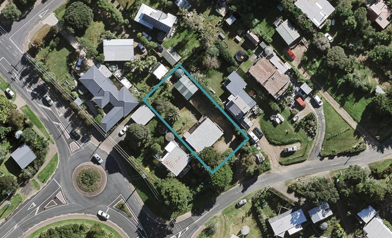 159 Wilma Road, Surfdale, Waiheke Island - Carousel 1