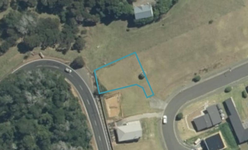 14 Ross Place, Whiritoa, Waihi - Carousel 1