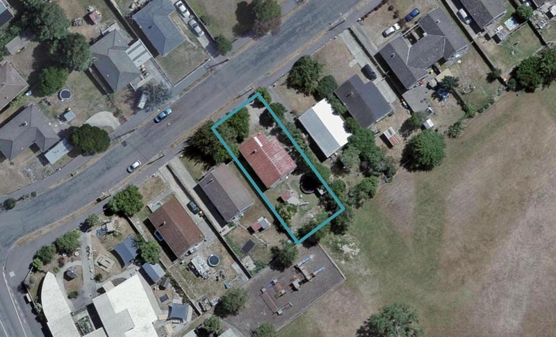 35 Clyde Street, Masterton - Carousel 1