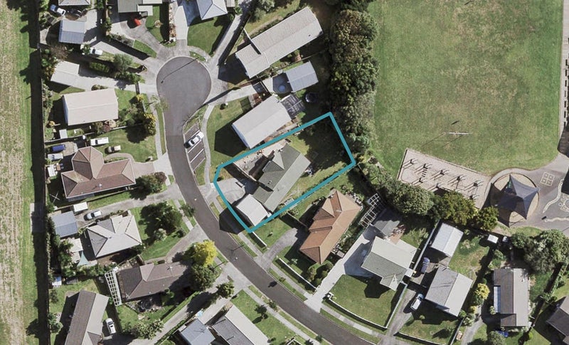 19 Randwick Place, Randwick Park, Auckland - Carousel 1