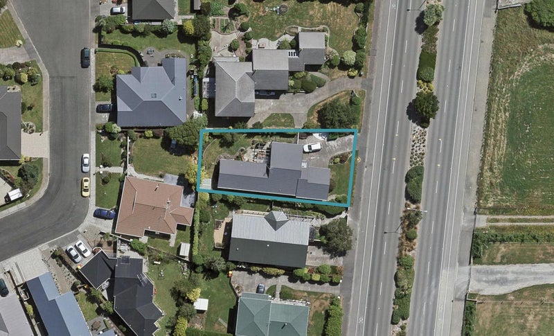 724 Queens Drive, Waikiwi, Invercargill - Carousel 1