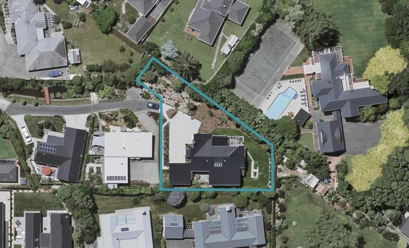 2 Rahana Way, Waikanae - Carousel 1