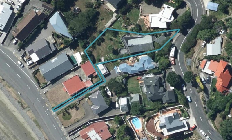 131 Motuhara Road, Plimmerton, Porirua - Carousel 1