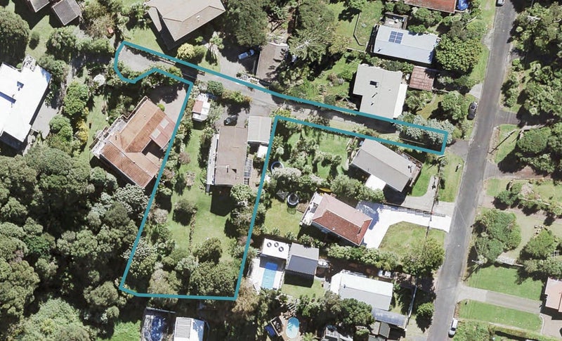 12 Puketaha Road, Swanson, Auckland - Carousel 1