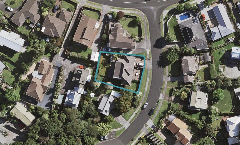 3 Corokia Place, Totara Heights, Auckland - Carousel 1