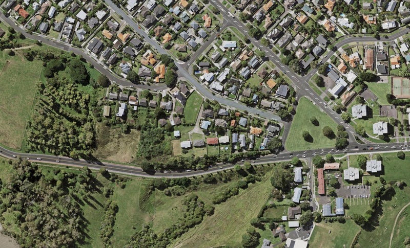 2/47 Rautara Street, Orakei, Auckland - Carousel 1
