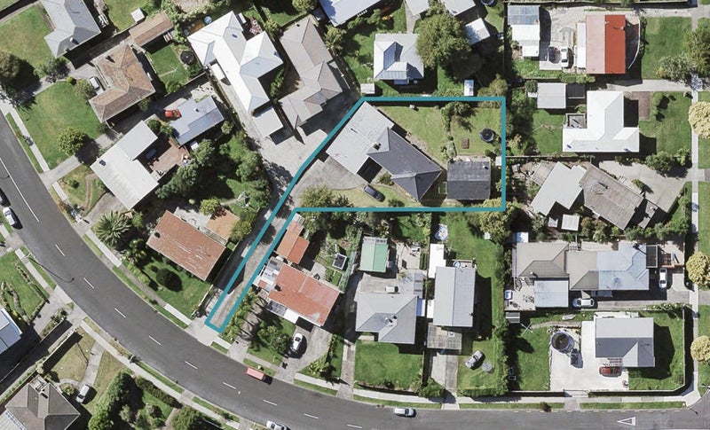 46 Larne Avenue, Pakuranga Heights, Auckland - Carousel 1