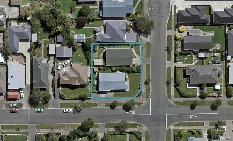 18 Perth Street, Windsor, Invercargill - Carousel 1