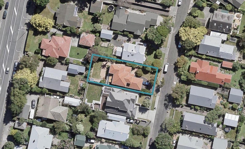 17 Matai Street, Woburn, Lower Hutt - Carousel 1