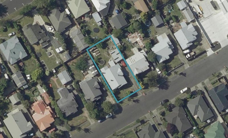 35 Beresford Street, Takaro, Palmerston North - Carousel 1