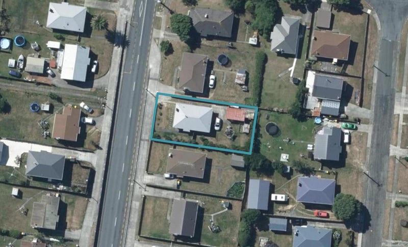 87 Te Pene Avenue, Titahi Bay, Porirua - Carousel 1