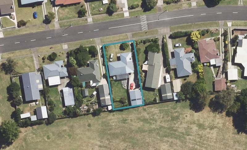 1014 Aberdeen Road, Te Hapara, Gisborne - Carousel 1