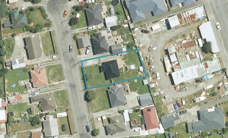 8 Churchill Street, Mayfield, Blenheim - Carousel 1