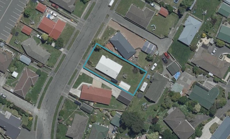 8 Ian Place, Bishopdale, Christchurch - Carousel 1