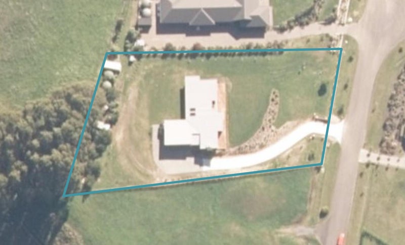 29 Glenlochy Rise, Taupo - Carousel 1