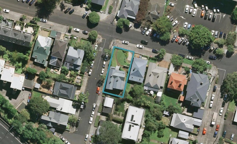 19 Carlton Gore Road, Grafton, Auckland - Carousel 1