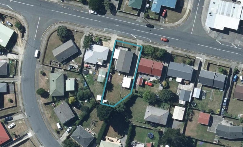 423 Warspite Avenue, Ascot Park, Porirua - Carousel 1