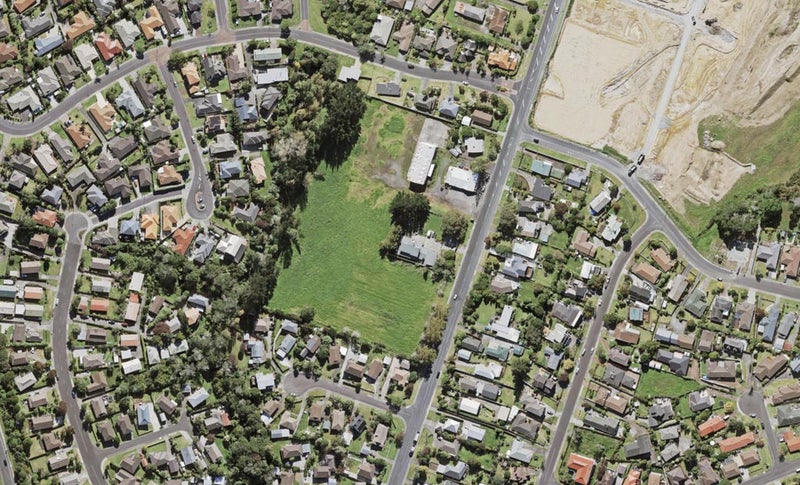 6/48 Moire Road, Massey, Auckland - Carousel 1